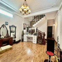 Bán Nhà Phân Lô Ô Tô Tránh Phố Đặng Thuỳ Trâm , Vị Trí Cực Đẹp , Dân Xây Kiên Cố , Ô Chờ Thang Máy