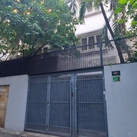 Biệt Thự Khu Cán Bộ Đường Cao Thắng, Quận 3.Diện Tích13X18M, 236M2. 3 Tầng, 5 Phòng Ngủ Gái Chỉ 100 Tỷ Tl