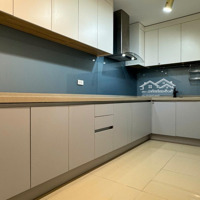 Chính Chủ Bán Căn 3 Ngủ 111M2 Tại Golden Land Tòa B, Ban Công Đông Nam, Full Đồ, Sổ Đỏ