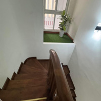 Bán Nhà Phân Lô Quân Đội- Đội Cấn Ba Đình- Ôtô Đỗ Cửa 66M² 2 Thoáng- Tk Đẹp Nội Thất Xịn- Dân Trí