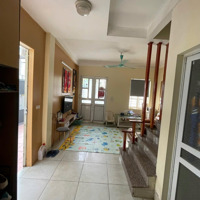 Chính Chủ Cần Bán Nhà 3 Tầng - Lô Góc. Diện Tích: 32,3M2. Giá Bán 4,4 Tỷ Có Tl. Liên Hệ: 0971971546