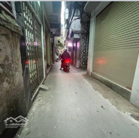Bán Nhà Mặt Ngõ Tôn Thất Tùng 44M2 5 Tầng;Mặt Tiền3,5M; 6Pn; 9,8 Tỷ. Nhà Tiện, Trung Tâm Quận Đống Đa