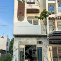 Bán Nhà Phố 1 Trệt 2 Lầu 3 Phòng Ngủ Đã Hoàn Công Đường Lê Thị Trung Cam Kết Vay Được 70%