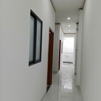 Nhà mới xây sr hoàn công 3 tỷ/61 m2/1 lầu 1 trệt 3 phòng ngủ