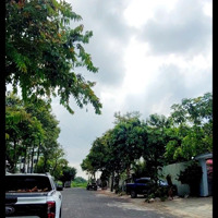 Chủ Ngộp Bank, Bán Đất Khu Biệt Thự, Ql13, Thủ Đức, 238.6M2(9.75M X 24M). 12 Tỷ