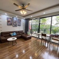 Cho Thuê Biệt Thự Sang Trọng Khu Bt Vườn Đào Ngõ 689 Lạc Long Quân. 180M X 4T,Mặt Tiền10M. Giá 50 Triệu