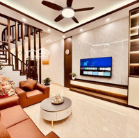 Thái Thịnh, 10M Ra Phố, Ngõ Ba Gác Thông, Nhà Mới, Lô Góc 3 Thoáng, Ở Cực Sướng, 39M2*5T