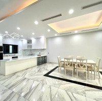 Cho Thuê Biệt Thự Nam Thông Phú Mỹ Hưng, Q7. Hầm, Trệt, 2 Lầu, Sân Vườn, Thang Máy, 5Pn