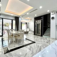 Cho Thuê Biệt Thự Nam Thông Phú Mỹ Hưng, Q7. Hầm, Trệt, 2 Lầu, Sân Vườn, Thang Máy, 5Pn
