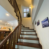 Bán Nhà Đội Cấn, Ba Đình, 66M2 * 4 Tầng Ô Tô Đỗ Cửa, Nhà Đẹp, Nội Thất Xịn, Kinh Doanh, Văn Phòng