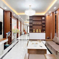Bán Nhà Gấp 33M2 Pháo Đài Láng, Sổ Đỏ Chính Chủ, Vị Trí Đỉnh,Gần Ngoại Thương, Giá Chỉ 7,8 Tỷ
