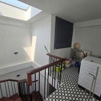 Bán Nhà Láng Hạ- 47M 7 Tầng Thang Máy- Gara- Thiết Kế Mới Đẹp- Kính Doanh- Dân Trí Cao- Chỉ 17.2Tỷ