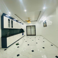 Phải Nhanh Mới Kịp, Nhà Nguyễn Khánh Toàn-Cầu Giấy 55M2X5T, Thang Máy, Cách Phố 30M, Nhỉnh 10 Tỷ