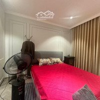 Bán Nhà Riêng 36M2, 12 Tỷ Tại Nguyễn Văn Cừ, Bồ Đề, Long Biên, Hà Nội, Tiện Ích Đầy Đủ