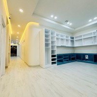 Cho Thuê Tòa Nhà Mặt Tiền Số 5 Đặng Tất Quận 1, Diện Tích: 14X25M, Hầm Trệt 5 Lầu, Giá Bán 325 Triệu