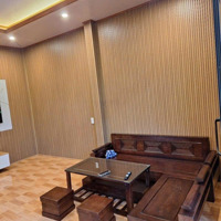 Bán Nhà Túy Loan Đông, 130M2 2 Phòng Ngủ Dân Cư Đông Đúc Mua Vào Ở Ngay.