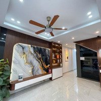 Cực Sốc Nhà 45M2, 5 Tầng, Thang Máy, Ô Tô Đỗ Cửa
