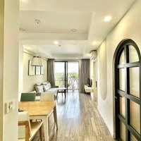 Cho Thuê Căn Hộ Đầy Đủ Nội Thất 2 Pn, 2 Vệ Sinh Hđ Cố Định 2 Năm. Nhà Đẹp Xinh. Dân Trí Cao