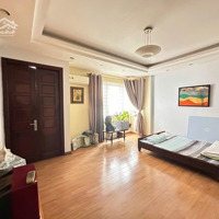 Nhà Phân Lô Vạn Phúc,Ô Tô Tránh,Phố Vip Ba Đình 47M,Mt 4.6M 5 Tầng 17.9 Tỷ,Kinh Doanh,Dân Trí Cao.