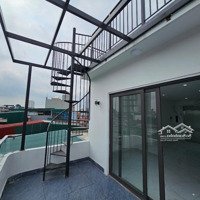 Bán Nhà Thạch Bàn 5 Thang Máy Mặt Tiền 4,6M Giá Bán 8,6 Tỷ