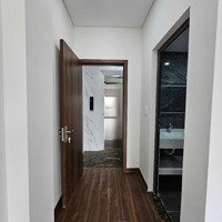 Bán Nhà Thạch Bàn 5 Thang Máy Mặt Tiền 4,6M Giá Bán 8,6 Tỷ