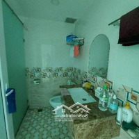 Bán Nhà Mặt Phố Tại Nguyễn Trọng Tuyển, 18,8 Tỷ, 86 M2, Giá Tốt