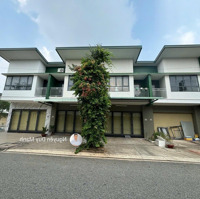 Bán Gấp Căn Shophouse 2 Mặt Tiền Oasis Ngay Đh Việt Đức Bến Cát 1.82Tỷ/80M2 Kinh Doanh Cho Thuê Tôt