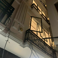 35M2X4 Tầng, 5 Ngủ, 3 Vệ Sinhnhà Mới Đẹp Ngõ 168 Hào Nam Hợp Để Ở+ Kinh Doanh, Làm Vp, Spa...