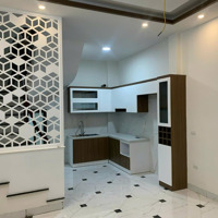 35M2X4 Tầng, 5 Ngủ, 3 Vệ Sinhnhà Mới Đẹp Ngõ 168 Hào Nam Hợp Để Ở+ Kinh Doanh, Làm Vp, Spa...