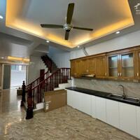 Giá Tốt.Bán Nhà Dân Xây, Ngọc Thụy, Long Biên 4T, 45m2 chỉ 7,45 tỷ (ô tô đỗ gần)