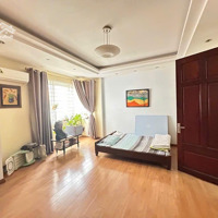 Bấn Gấp Nhà Liễu Giai Phân Lô Ô Tô Tránh Phố Vip Ba Đình 47M2 5 Tầng 17.9 Tỷ Kinh Doanh Dân Trí Cao