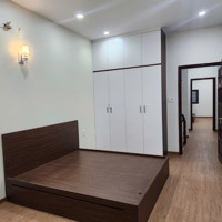 Nhà Đẹp 3 Tầng Ngay Nguyễn Duy Trinh Trung Tâm Q2. Thiết Kế 4 Phòng Ngủ 3 Vệ Sinhrộng Rãi, Dọn Đồ Vào Ở Ngay.
