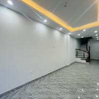 Nhà Đẹp Văn Tiến Dũng, Ô Tô Đỗ Cửa, 5 Tầng Mới Tinh, Vài Bước Ra Phố, Giá Chỉ 6.X Tỷ - Vị Trí Đẹp: