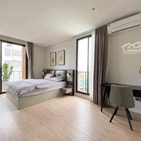 Căn Hộ Dịch Vụ Ban Công Full Nội Thất Xịn Mới Tinh Gần Lottemart Q7