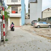 Bán Nhà Bát Khối, Mới Tinh Ở Ngay, Ô Tô Đỗ Cổng, 30M2, 5 Tỷ