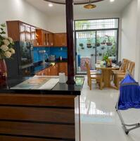 Nhà 3 tầng giá rẻ KĐT Hà Quang 2, DT 80m ngang 4, để lại nội thất, dân cư đông, hạ tầng hoàn thiện