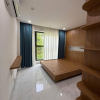Bán Nhà Đông Dư. 35M2 * 4 Tầng * 4,75 Tỷ. Ô Tô Đỗ Cửa, Full Nội Thất