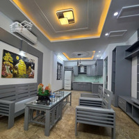 Bán Nr 5 Phòng Ngủ 5 Vệ Sinh 43M2 Tại Phố Quan Nhân, 12,65 Tỷ Giá Siêu Hời. 6T Thang Máy Combo!