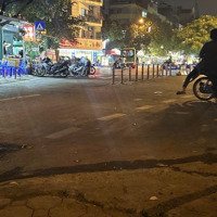 Bán Nhà Bà Triệu, 5 Tầng Thang Máy, Gara Oto, Kinh Doanh .