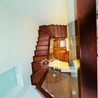 Cần Bán Nhà Tạ Quang Bửu,Diện Tích77Mx4 Tầng,Mặt Tiền3,4M, 22,3 Tỷ. Liên Hệ: Em Nguyên 0969054228