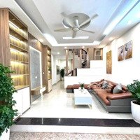 Siêu Phẩm - Hàng Ngon - Giá Rẻ-Ccmn.diện Tích55M2 , 6 Tầng , Nhỉnh 10 Tỉ . Phố Trần Cung