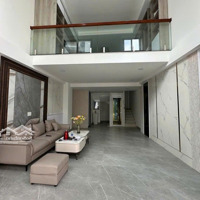 Nhà Khu Vip Nguyễn Văn Cừ ,7 Tầng Thang Máy - Ôtô 7 Chỗ Vào Nhà Full Nội Thất Cao Cấp - D/T 56M