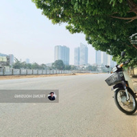 Bán Nhà Phố Ngô Quyền, Vf5 Đỗ Cửa Vào Nhà, Nhà Đẹp Tặng Nội Thất, Hà Đông, 42M Hơn 9 Tỷ