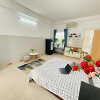 Căn Hộ Đẹp Full Nội Thất - Cửa Sổ Lớn Ngay Trung Tâm Tân Bình