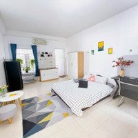 Căn Hộ Đẹp Full Nội Thất - Cửa Sổ Lớn Ngay Trung Tâm Tân Bình