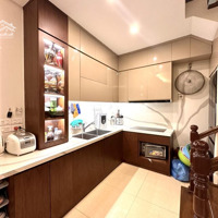 Nhà Đẹp Lô Góc - Ngõ Thông - Phân Lô Bàn Cờ - Gần Ô Tô - Chủ Tự Xây Tâm Huyết - Nội Thất Gỗ Óc Chó