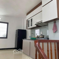 Cho Thuê Nhà 6 Tầng Thạch Bàn , Thang Máy Đời Mới Full Đồ . Giá Bán 13 Triệu . Có Thương Lượng
