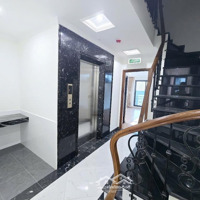 Nhà Mới - Thang Máy - Cạnh Phố - Khu Vip - 20M Oto Tránh