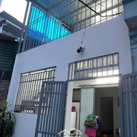 Cho Thuê Tầng 2 Trong Căn Nhà Riêng Có 2 Tầng 60M2, 2 Phòng Ngủ1Pk/Bếp 1Vs Đi Cầu Thang Riêng, Có Sân Cổng