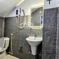 Trống Ngay Căn Phòng Cực Chill - Thoáng Mát - Full Nội Thất - Ngay Đường Trần Não - Quận 2
